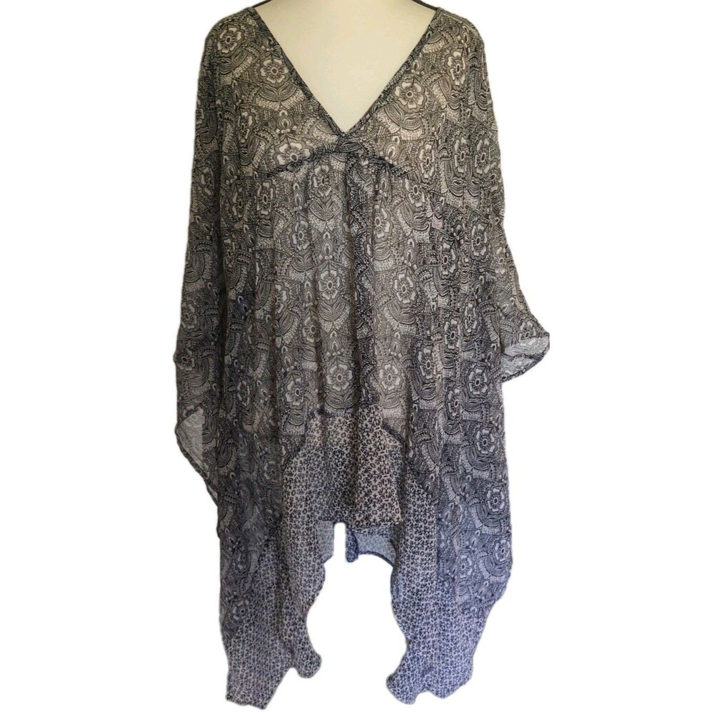 Abercrombie & Fitch Women's Floral V Neck Poncho Black White Whimsy Fairy Boho